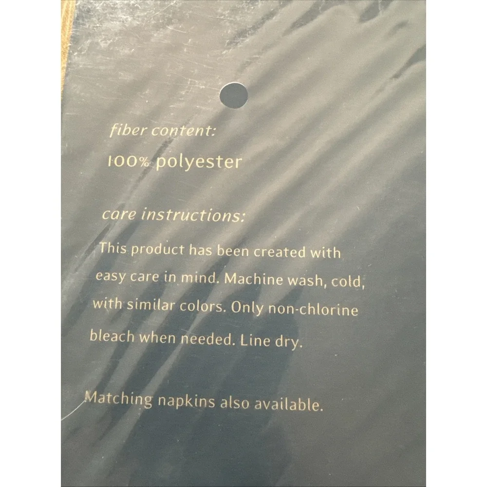Mervyns 2002 -70 inch‎ round tablecloth mustard plaid embossed polyester